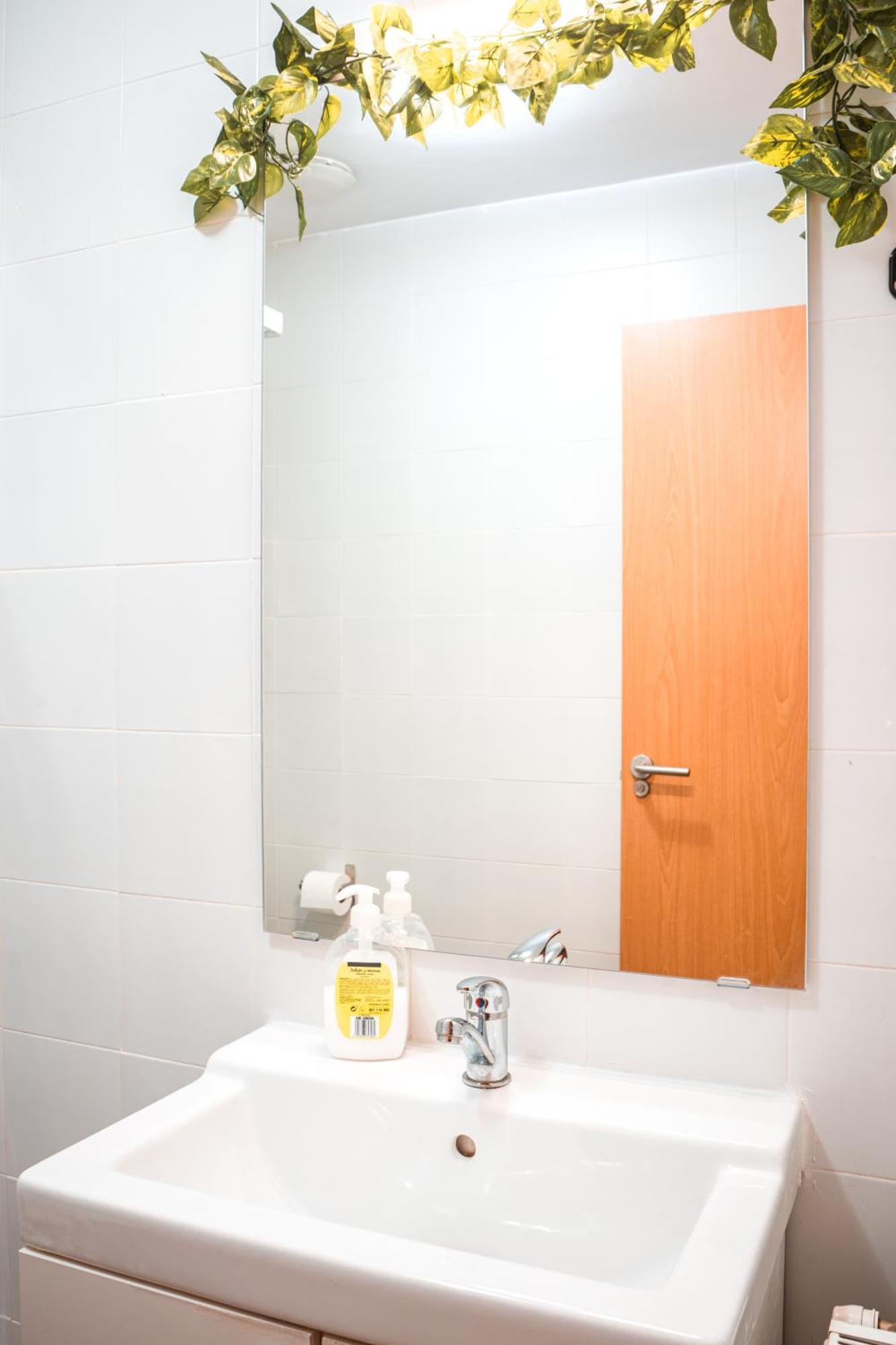 Apartment Comodo En By Bebalmy